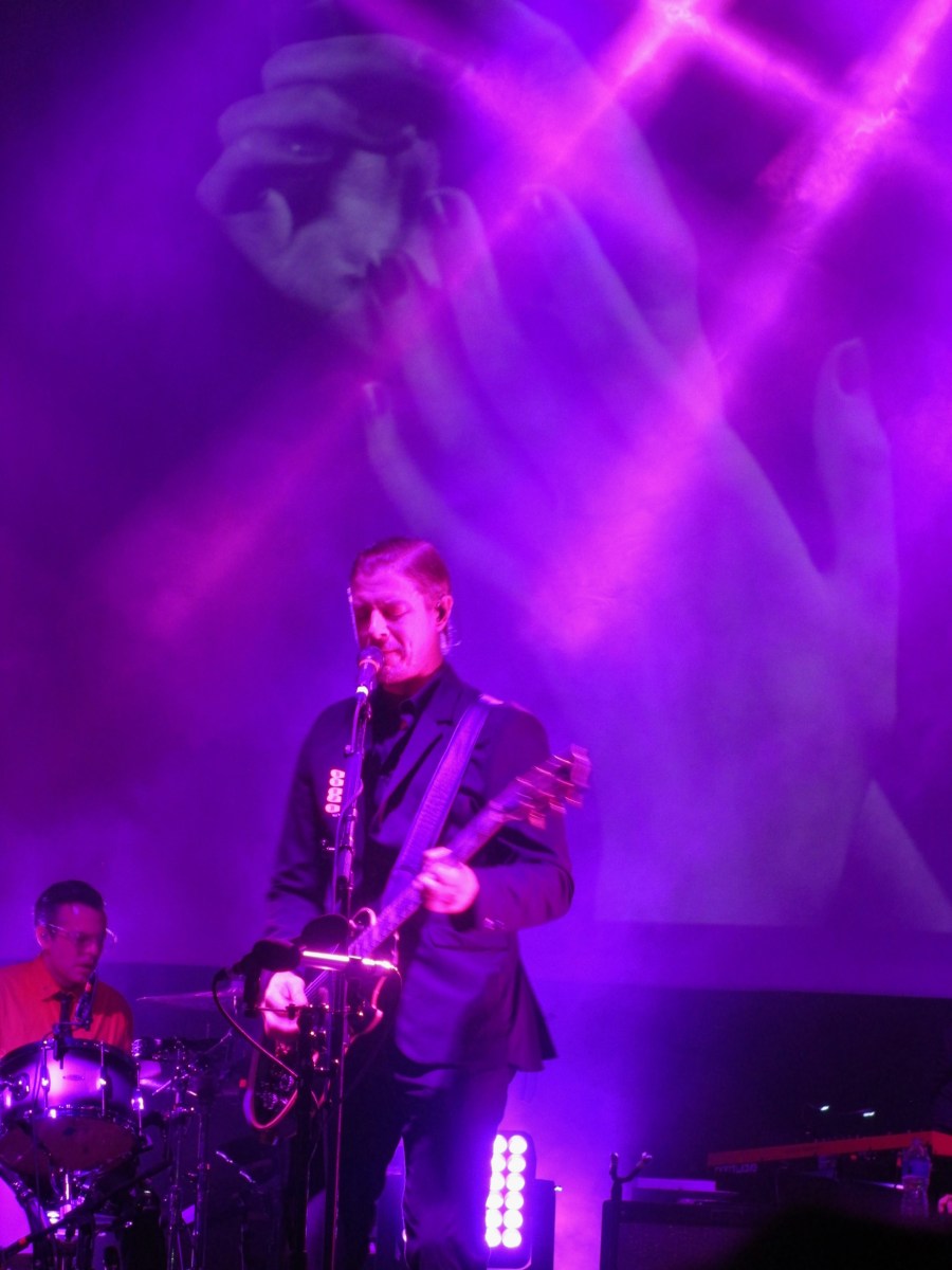 Interpol Sam Fogarino Paul Banks St Petersburg 110514 Galambos